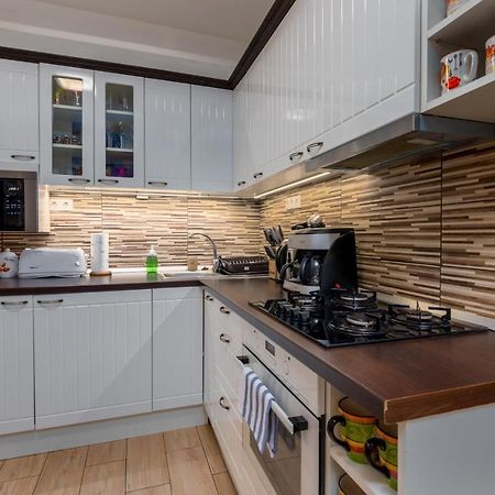 Fireworks Rakoczi - Free Parking - 3 Bedrooms - 2 Bathrooms Будапеща Екстериор снимка