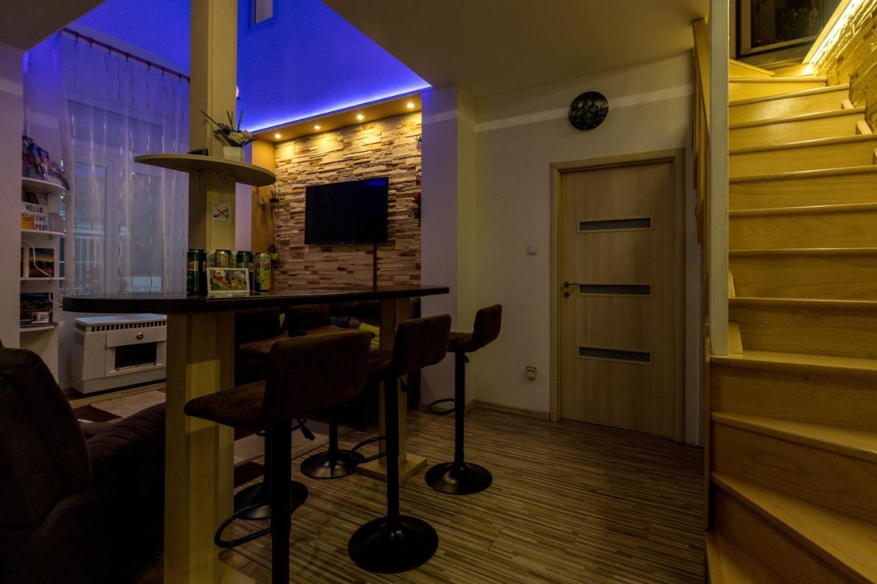 Fireworks Rakoczi - Free Parking - 3 Bedrooms - 2 Bathrooms Будапеща Екстериор снимка
