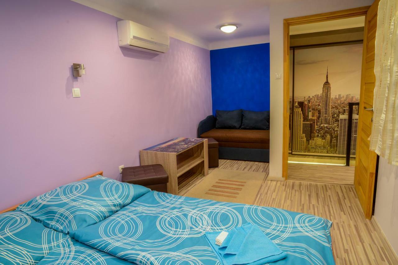 Fireworks Rakoczi - Free Parking - 3 Bedrooms - 2 Bathrooms Будапеща Екстериор снимка